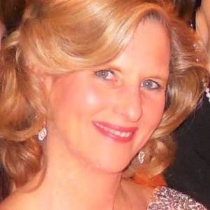 Meet your Posher, Carrie